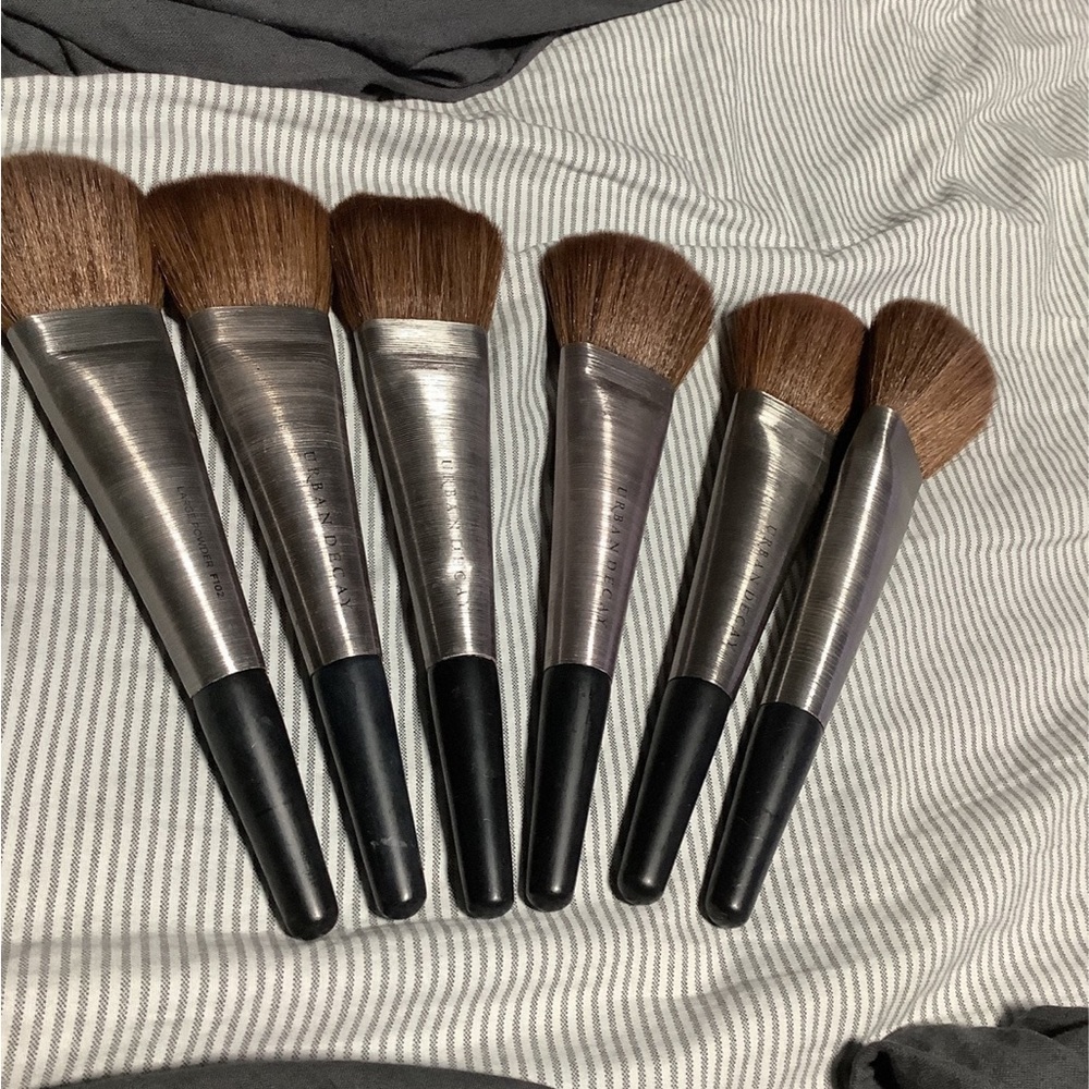 Urban Decay Large Powder F102